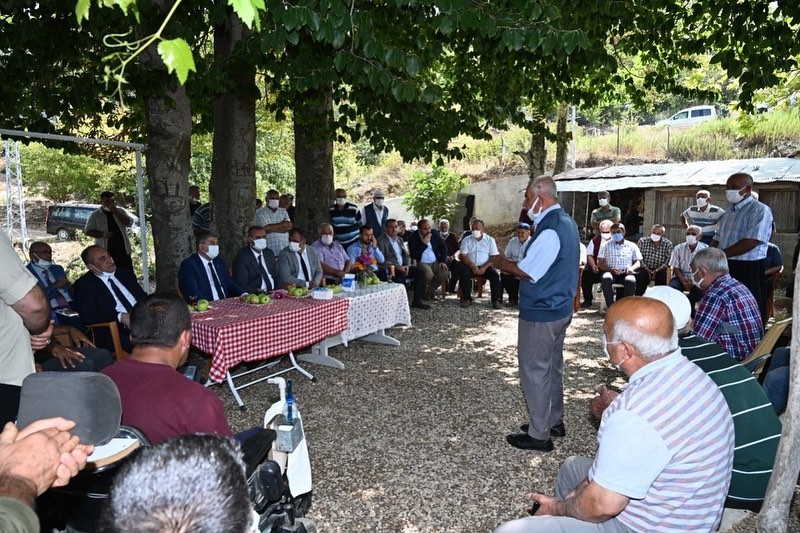 Vali Yılmaz, köy sakinlerinin sorun ve taleplerini dinledi